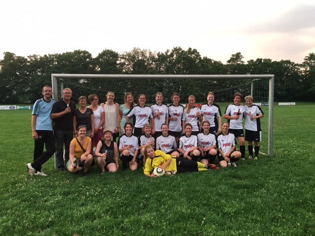 Meister der Freizeitliga - die Blue Diamonds Karlsruhe